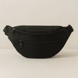 Black Fanny Pack with Adjustable Strap – Brand New